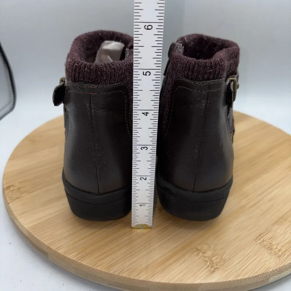 Clarks Cheyn Kisha Leather Ankle Boots Womens 7.5 Burgundy Zip Knit Cuff Comfort